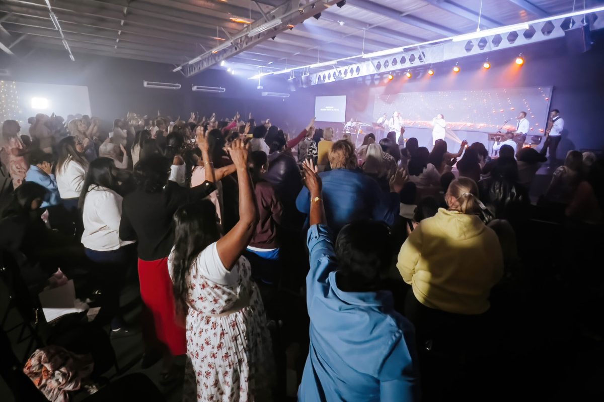 jpg crowd